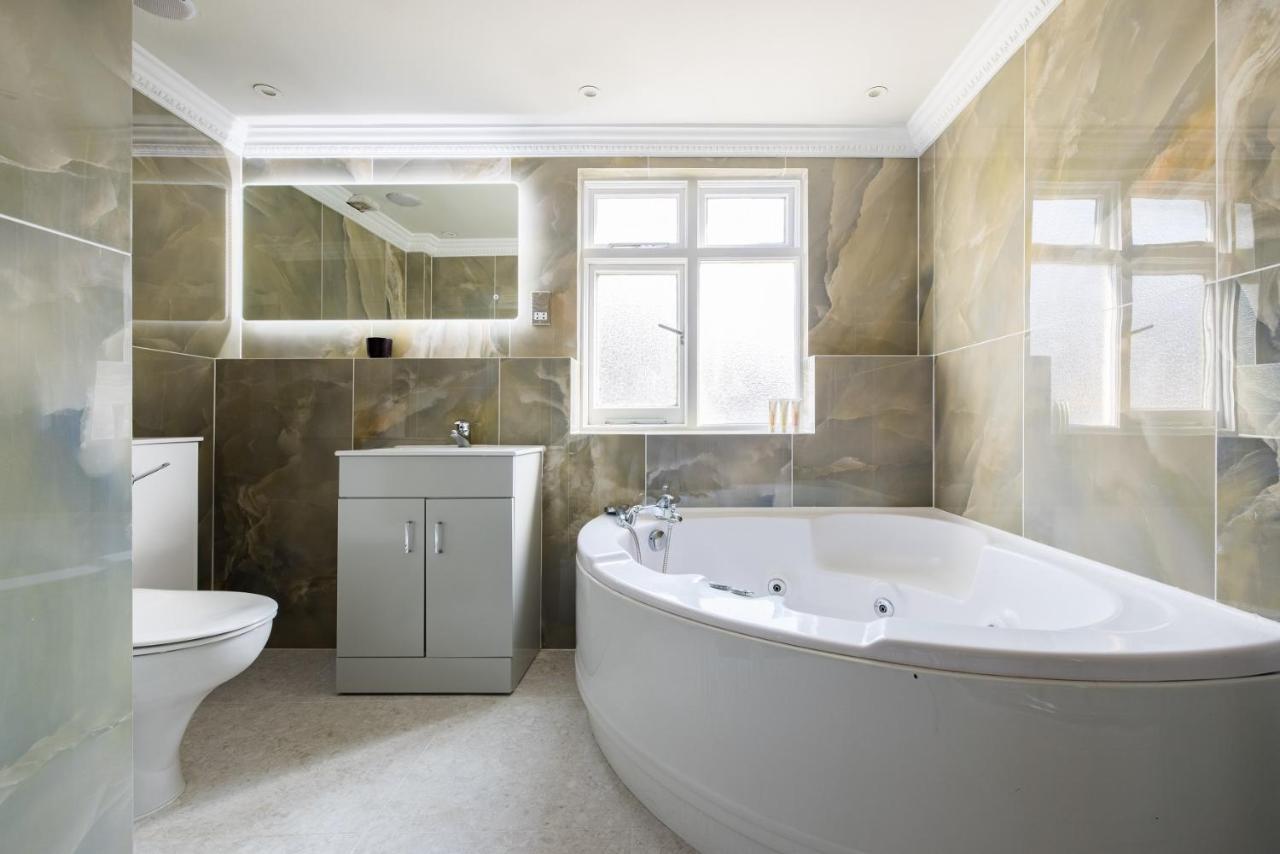 The Sussex Garden Retreat - Elegant 2Bdr Flat Apartamento Londres Exterior foto
